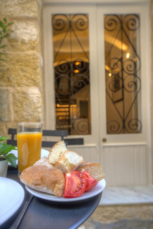 Cute And Modern Duplex Apartment In Ideal Location Rcas1-1 Valletta Exteriör bild