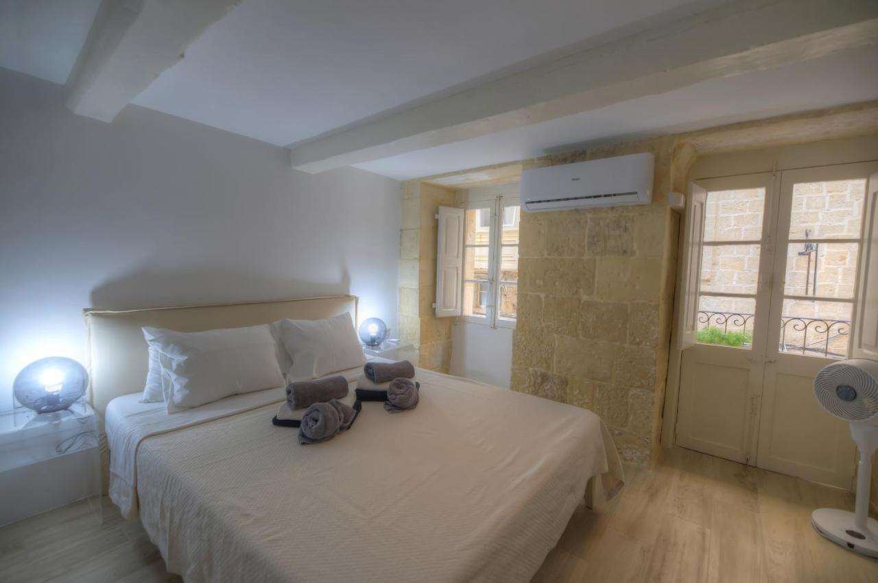 Cute And Modern Duplex Apartment In Ideal Location Rcas1-1 Valletta Exteriör bild