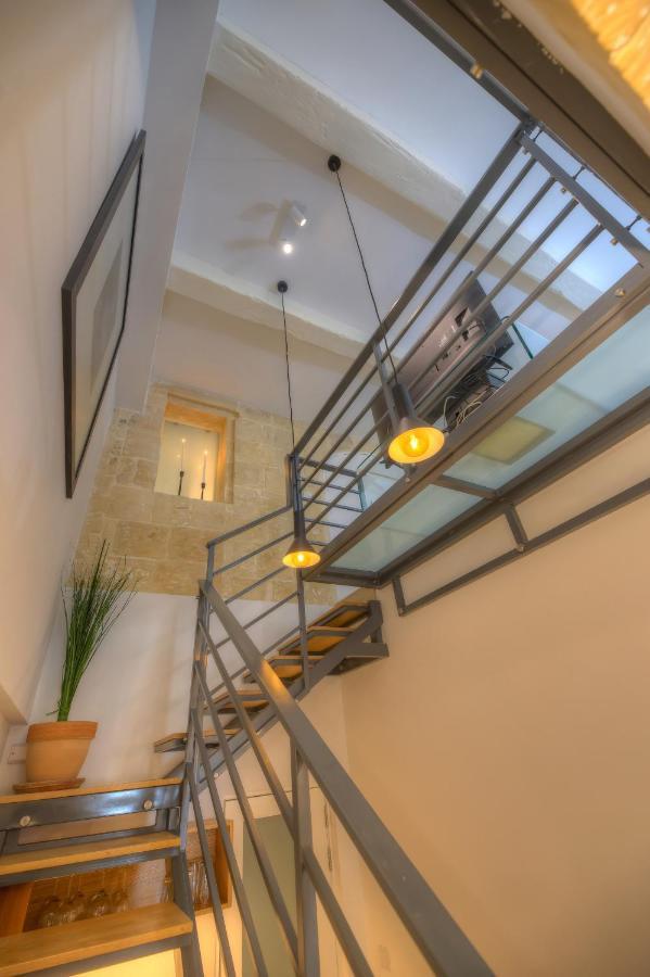 Cute And Modern Duplex Apartment In Ideal Location Rcas1-1 Valletta Exteriör bild